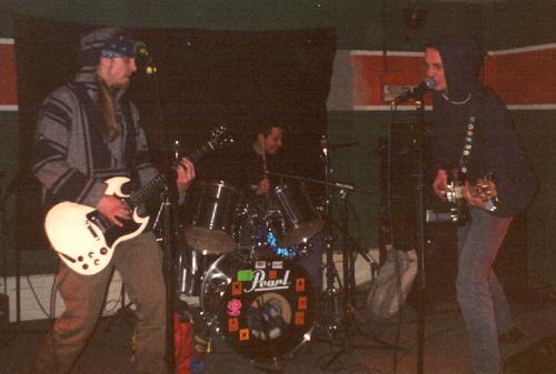 Medley - Amanita Muscaria with Giulio at the drums - Forst @ Buntes Haus 23.o2.2oo2